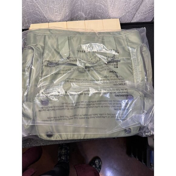 LUG Bustle Tote Bag - NWT Sage Green - PRICE IS FIRM - Picture 2 of 6